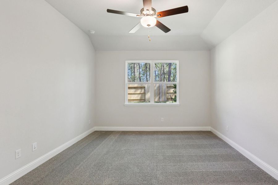 Spacious, unfurnished interior of a new home in Woodhavyn 40', Magnolia (Image 28).