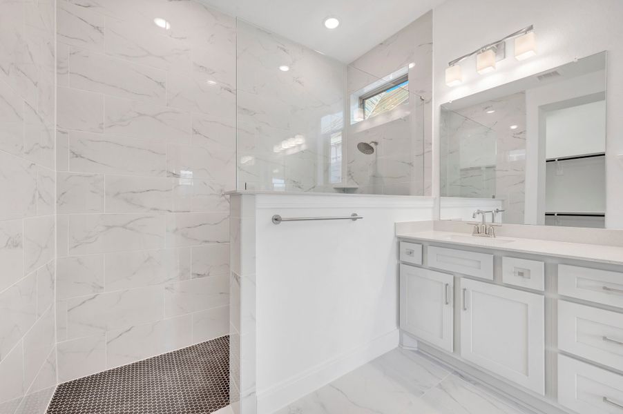 Owner's Bath