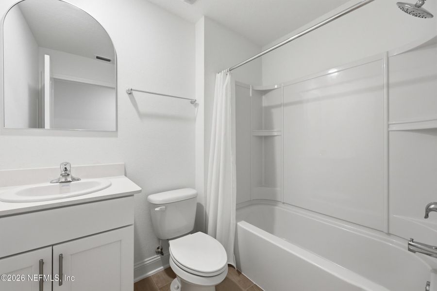 Furnished interior view inside a new home in Cross Creek, Green Cove Springs (Image 5).