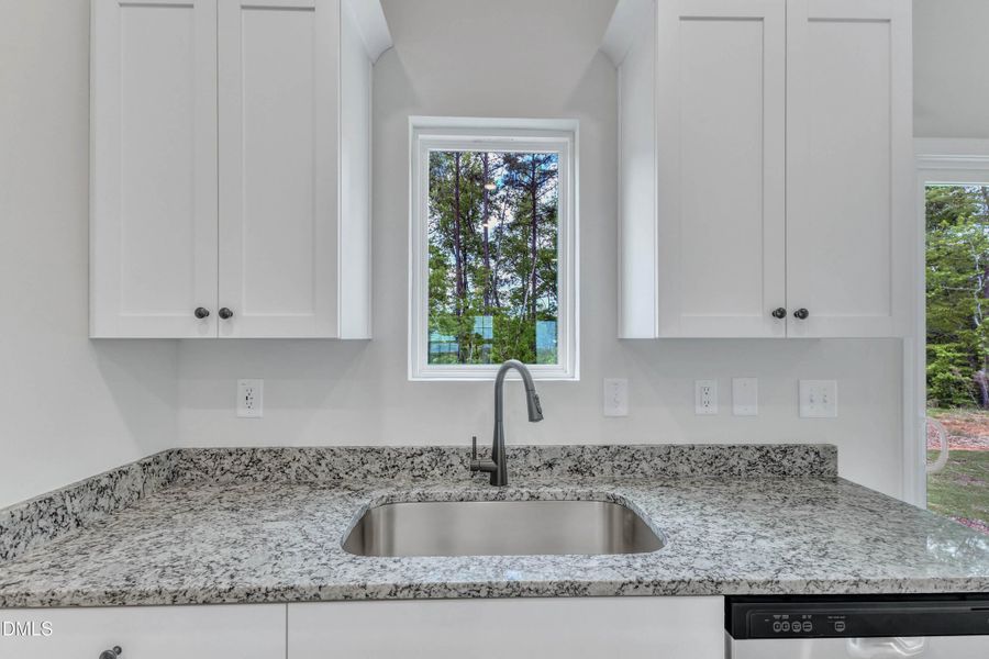 21-603 Benton Dr-26 21-603 Benton Dr-26