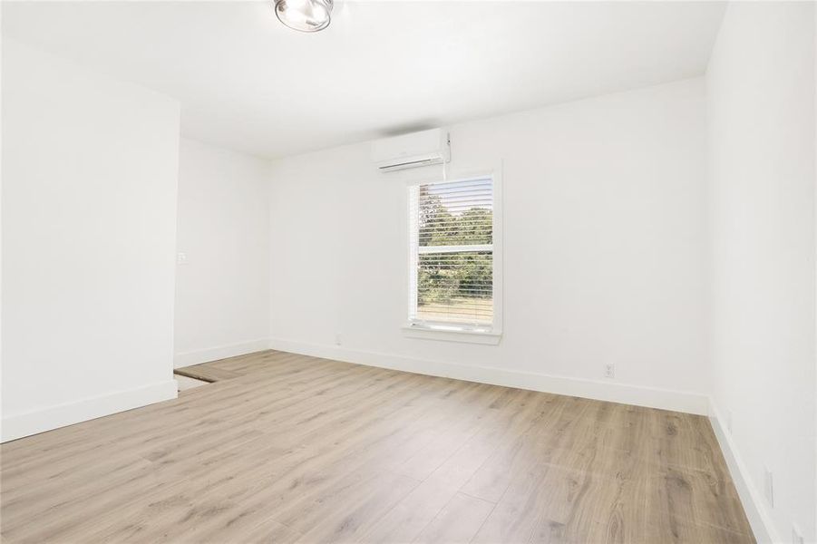 Spacious, unfurnished interior of a new home in , Van Alstyne (Image 24). Spacious, unfurnished interior of a new home in , Van Alstyne (Image 24).