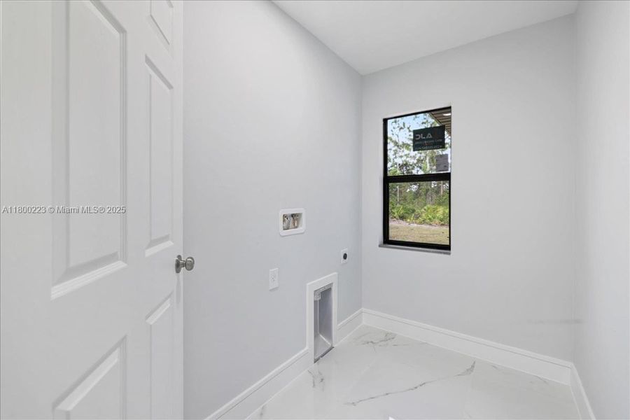 Image 38 of a home in . Image 38 of a home in .