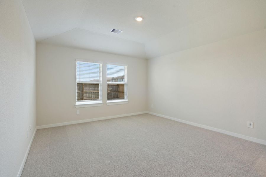 Spacious, unfurnished interior of a new home in Pine Lake Cove - Traditional Series, Montgomery (Image 29).