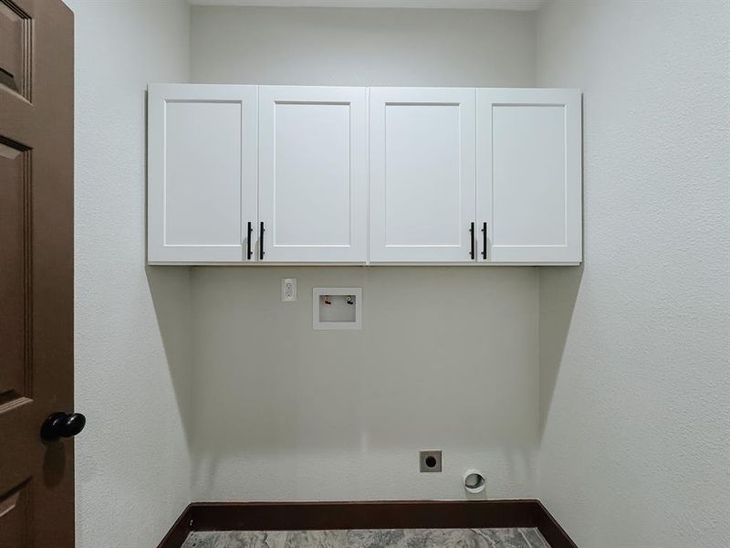 Furnished interior view inside a new home in , Fairfield (Image 5).