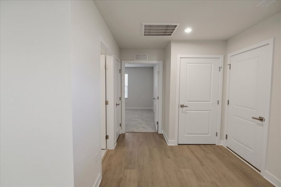 Spacious, unfurnished interior of a new home in Reidville Town Center Cottages, Duncan (Image 13).