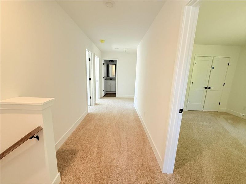 Spacious, unfurnished interior of a new home in Thunder Ridge, Dawsonville (Image 17). Spacious, unfurnished interior of a new home in Thunder Ridge, Dawsonville (Image 17).