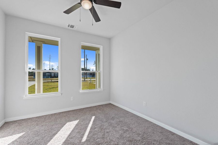 Spacious, unfurnished interior of a new home in , Conroe (Image 17).