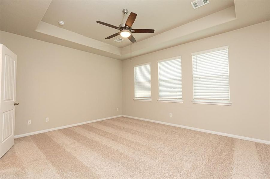 Image 15 of a home in Charleston Heights.