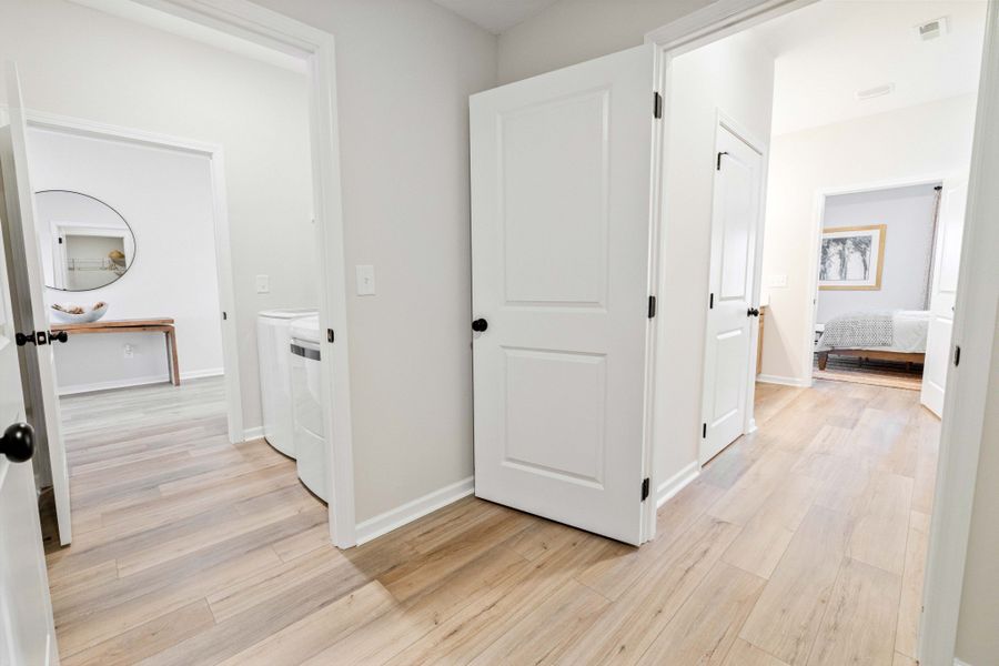 Spacious, unfurnished interior of a new home in Jackson Hills, Clarksville (Image 26).