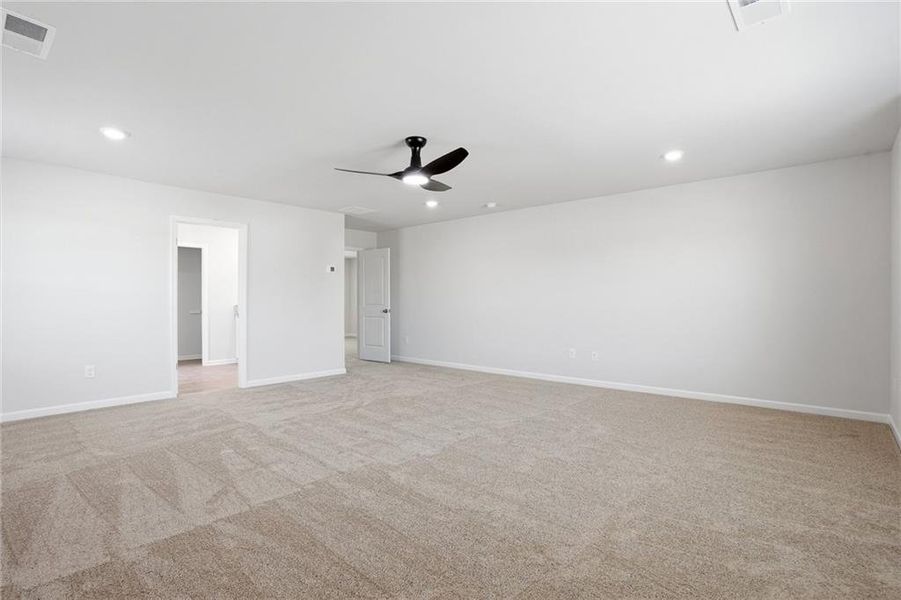 Spacious, unfurnished interior of a new home in Conner Springs, Social Circle (Image 17).