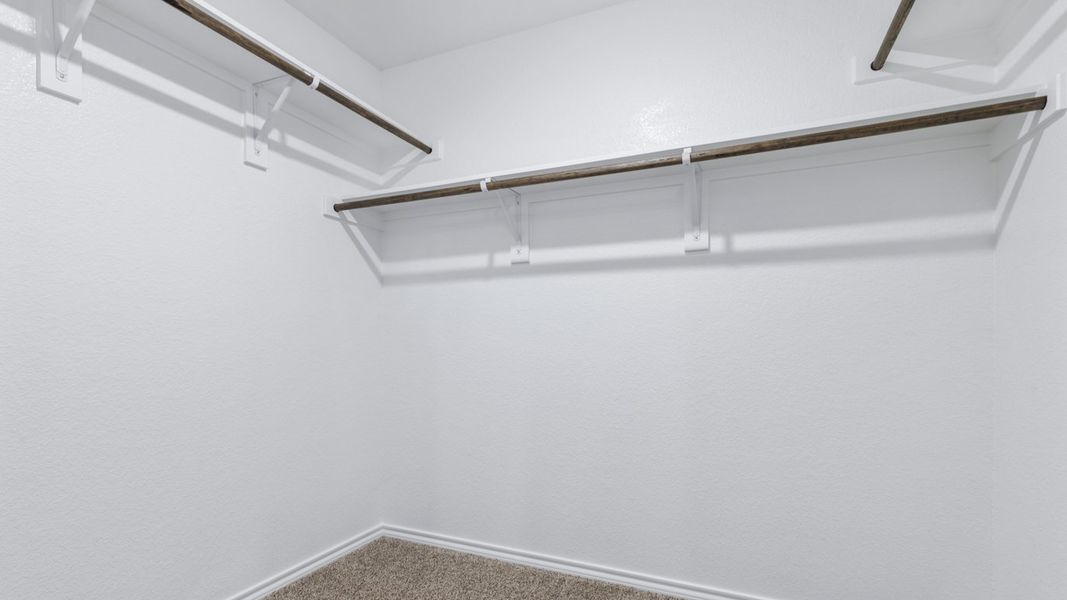 Representative unfurnished interior of a home built from the X40L Lakeway by D.R. Horton in Valor Farms, Royse City (Image 19).