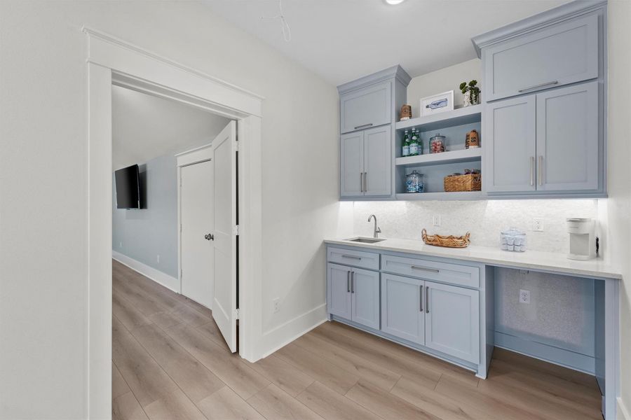 Furnished interior view inside a new home in , Galveston (Image 6).