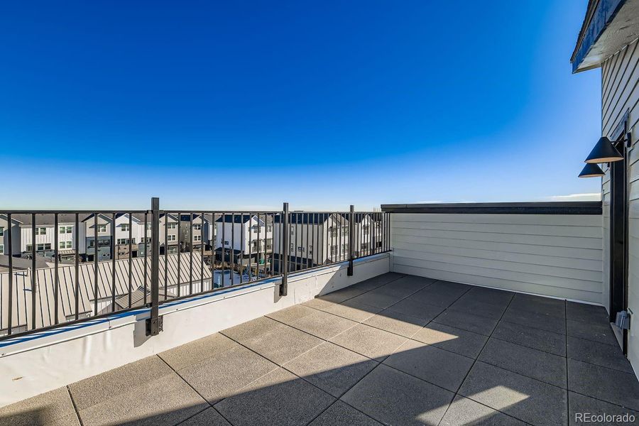 Rooftop deck 2 Rooftop deck 2