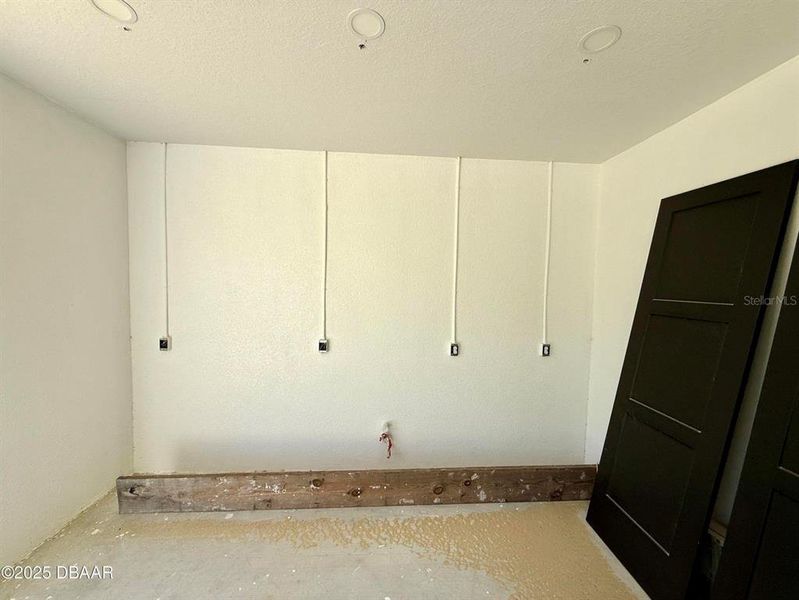 Spacious, unfurnished interior of a new home in , Palm Coast (Image 12).