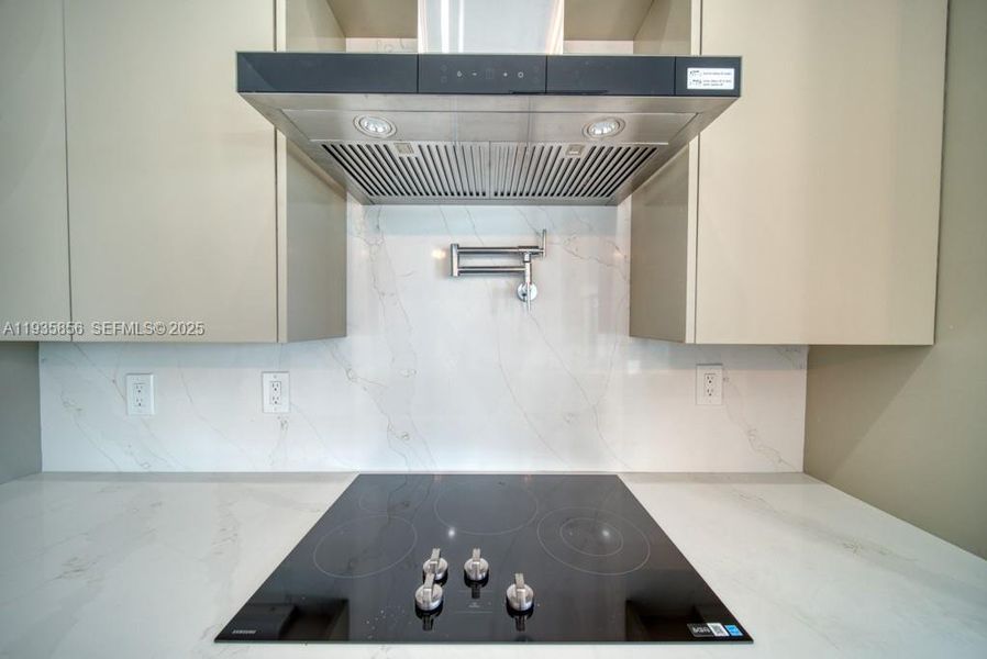 Close-up of interior finishes inside a home in , Cape Coral (Image 22).