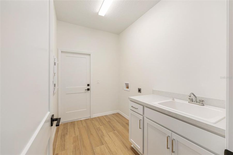 Furnished interior view inside a new home in Silver Meadows, Silver Springs (Image 7). Furnished interior view inside a new home in Silver Meadows, Silver Springs (Image 7).