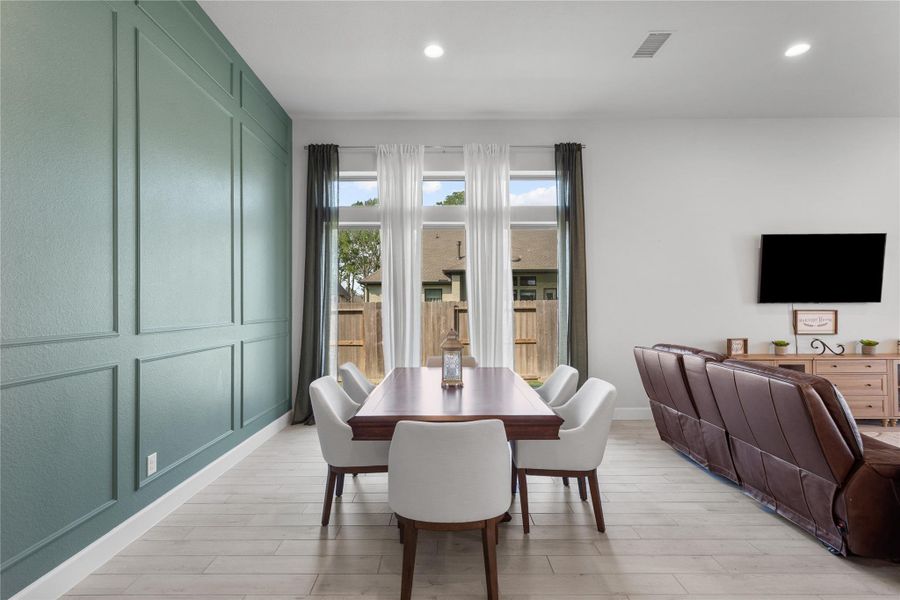Furnished interior view inside a new home in Riceland, Mont Belvieu (Image 7).