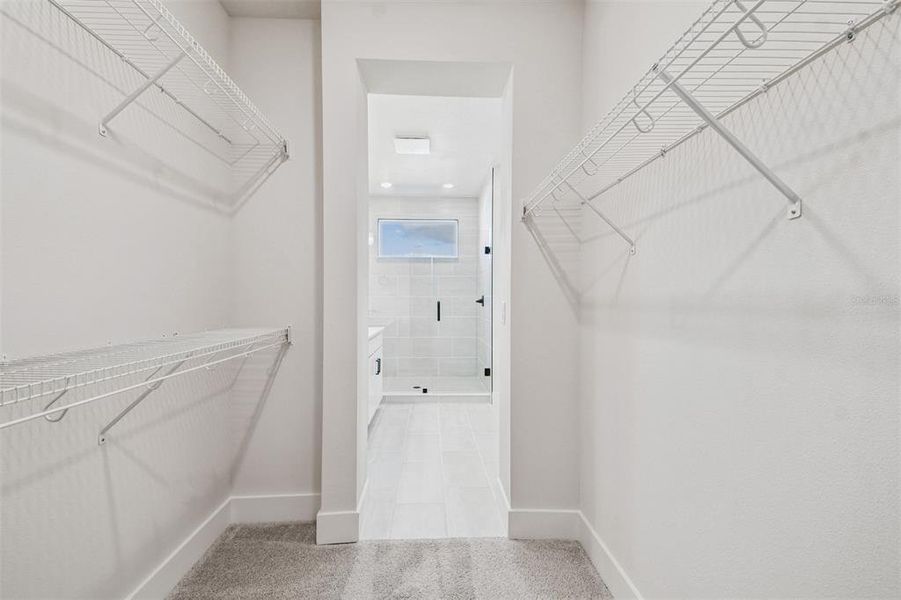 Spacious, unfurnished interior of a new home in North River Ranch – Townhomes, Parrish (Image 29).