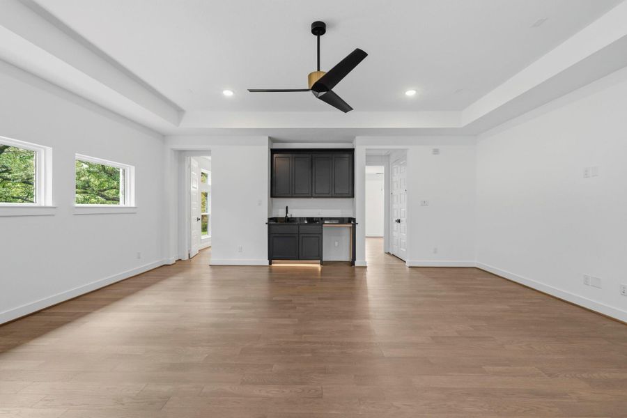 Spacious, unfurnished interior of a new home in , Houston (Image 37). Spacious, unfurnished interior of a new home in , Houston (Image 37).