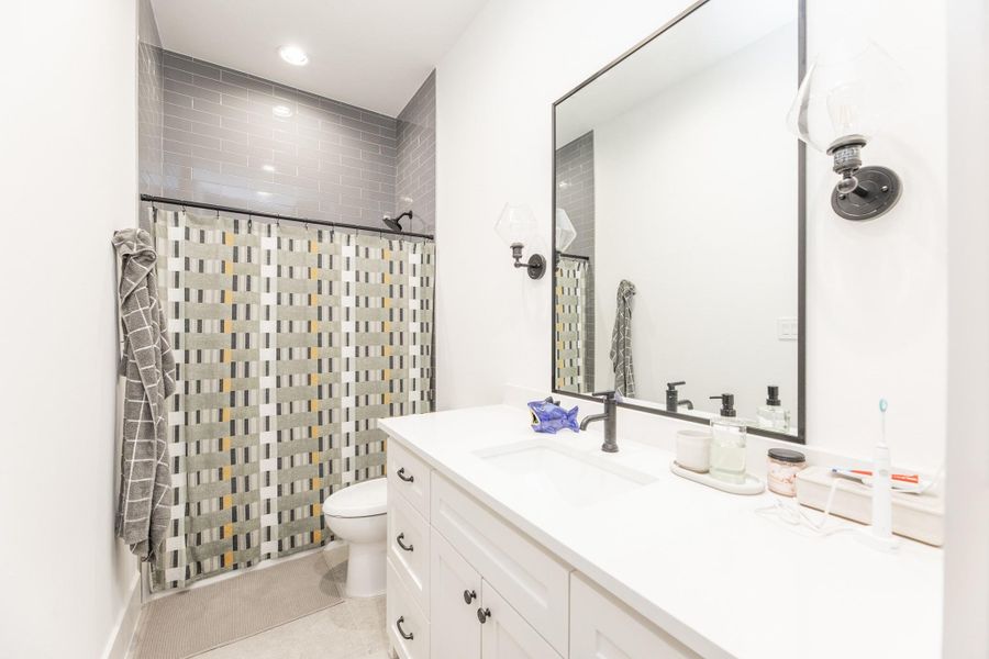 Furnished interior view inside a new home in , Magnolia (Image 35).