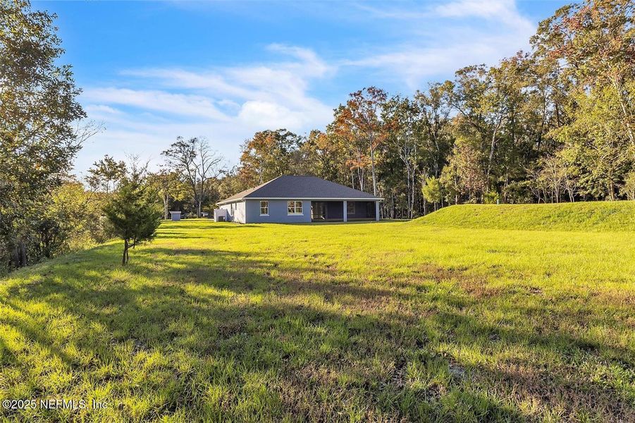 Exterior details and patio area of a home in , Hastings (Image 27).