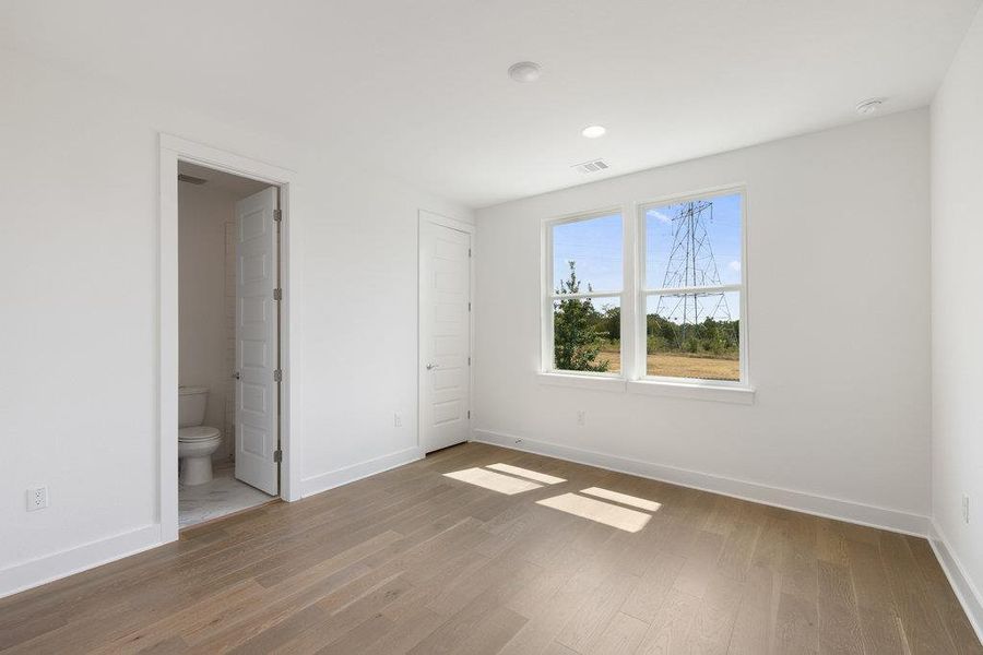 Spacious, unfurnished interior of a new home in Agave, Austin (Image 30).