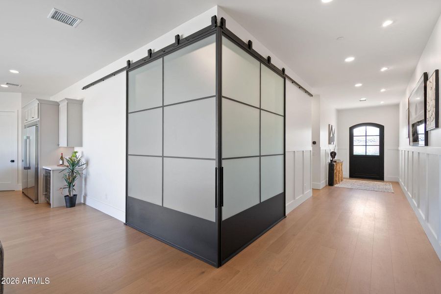 17-web-or-mls-A7405952