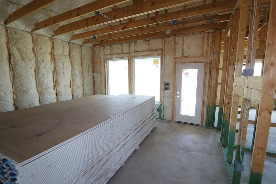 Spacious, unfurnished interior of a new home in Brookewater 45' Homesites, Rosenberg (Image 30).