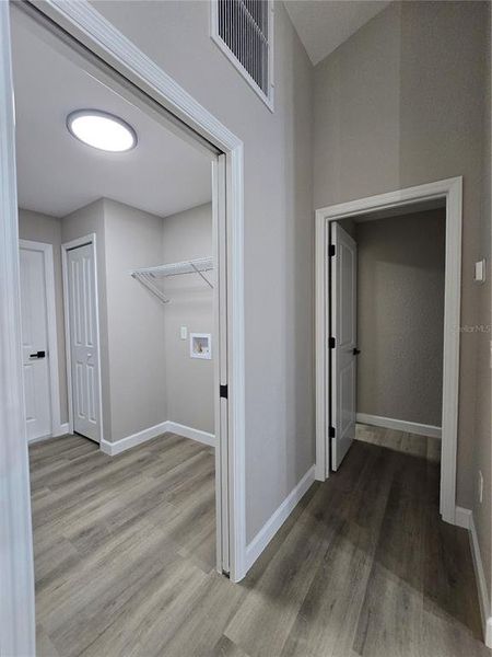 Spacious, unfurnished interior of a new home in , Ocala (Image 39).