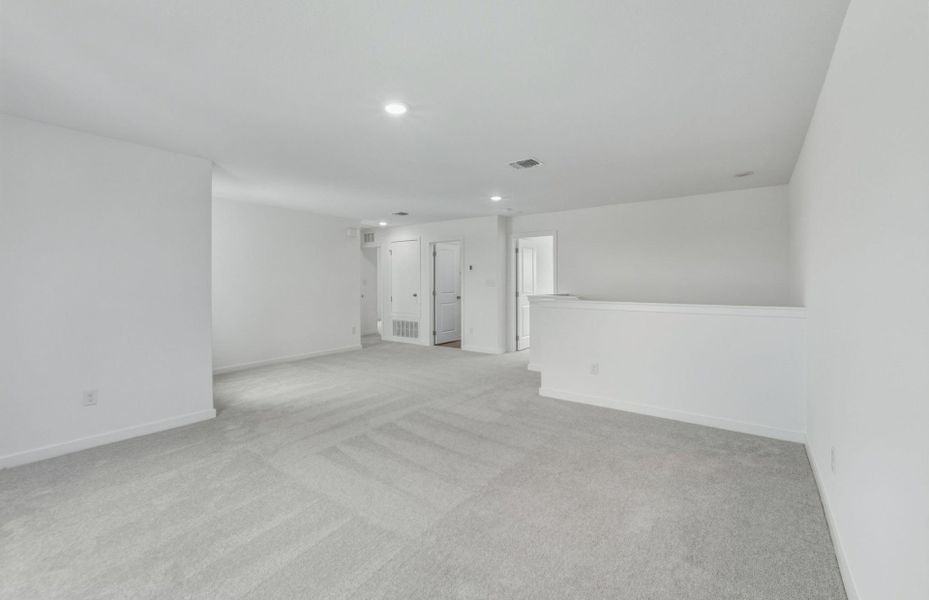 Spacious, unfurnished interior of a new home in Larson Crossing, Elgin (Image 36).