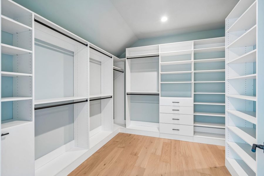 Image 94 of a home in .