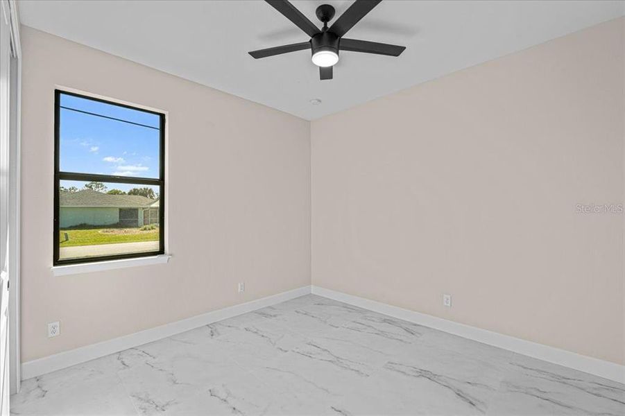 Spacious, unfurnished interior of a new home in , Rotonda West (Image 19).