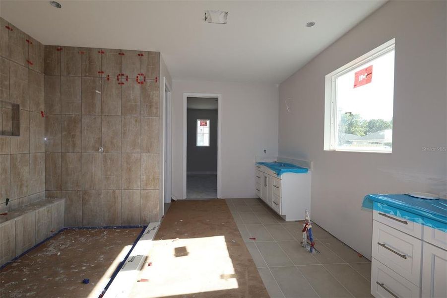 In-progress construction of a new home in Hawk's Overlook, Oviedo, FL (Image 16).