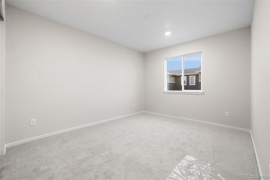 Spacious, unfurnished interior of a new home in Painted Prairie, Aurora (Image 13).