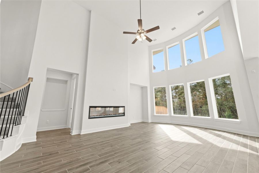 Spacious, unfurnished interior of a new home in Kresston - 65', Montgomery (Image 21).