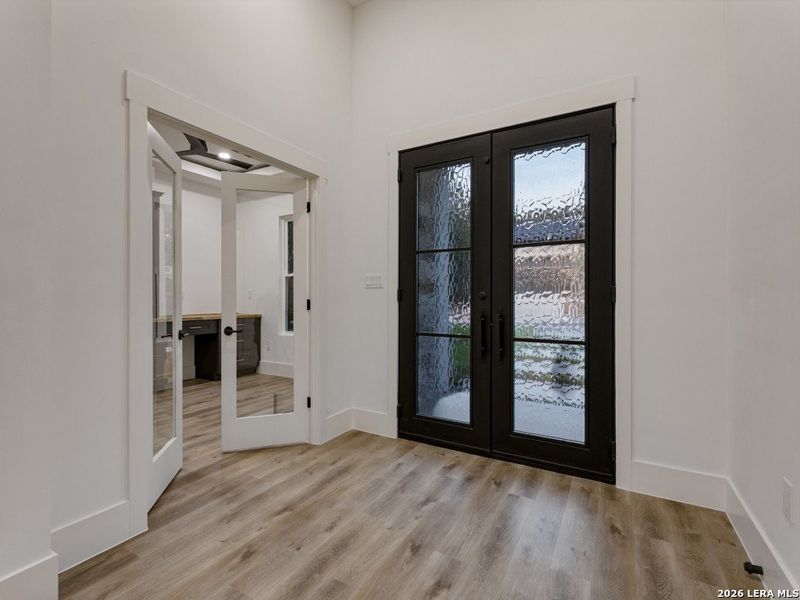 Spacious, unfurnished interior of a new home in , San Antonio (Image 46). Spacious, unfurnished interior of a new home in , San Antonio (Image 46).