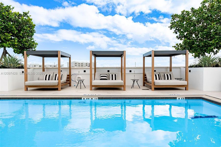 Community amenities in , Coral Gables (Image 26).