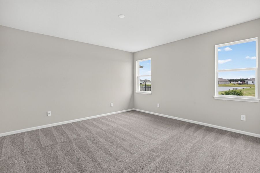 Spacious, unfurnished interior of a new home in Crosswind Ranch, Parrish (Image 11).