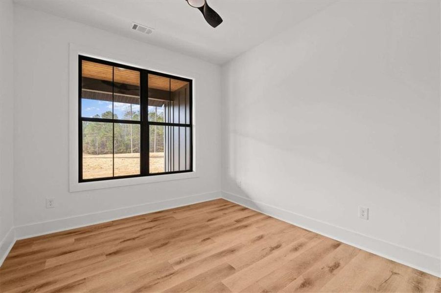 Spacious, unfurnished interior of a new home in , Waco (Image 26).