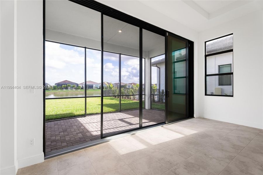 Exterior details and patio area of a home in , Port St. Lucie (Image 3).