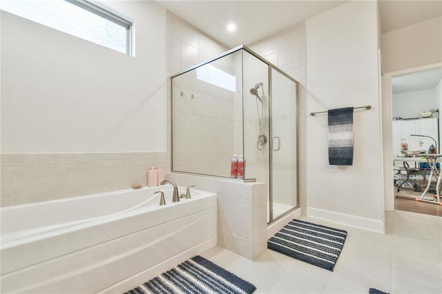 Furnished interior view inside a new home in , Hoschton (Image 27).