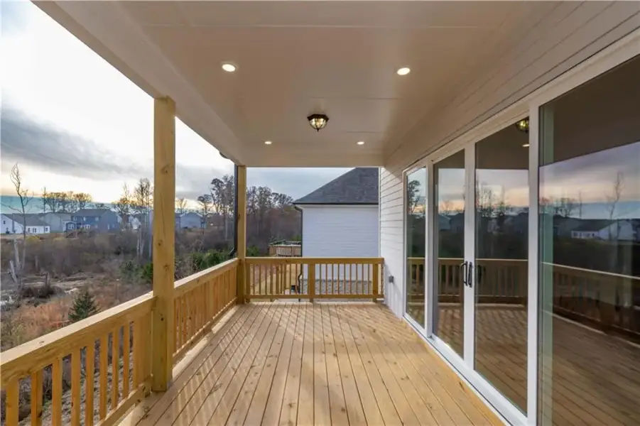 Exterior details and patio area of a home in Aberdeen, Hoschton (Image 37).