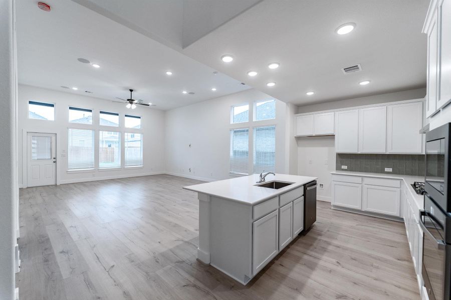Furnished interior view inside a new home in Santa Rita Ranch, Liberty Hill (Image 8).