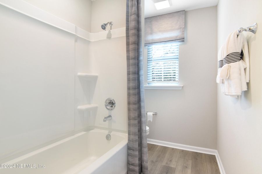 Furnished interior view inside a new home in Irongate, Jacksonville (Image 14).