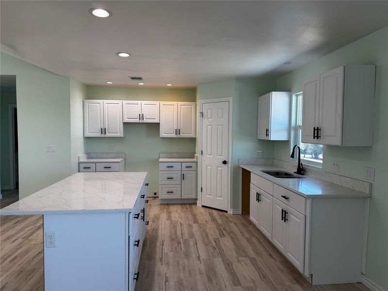 Furnished interior view inside a new home in , Granbury (Image 9).