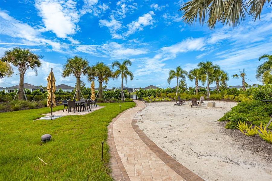 Natural landscape and outdoor views near Star Farms at Lakewood Ranch in Bradenton (Image 35).