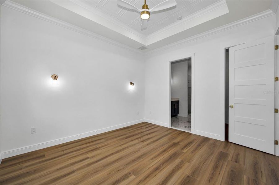 Spacious, unfurnished interior of a new home in , Tarpon Springs (Image 46). Spacious, unfurnished interior of a new home in , Tarpon Springs (Image 46).