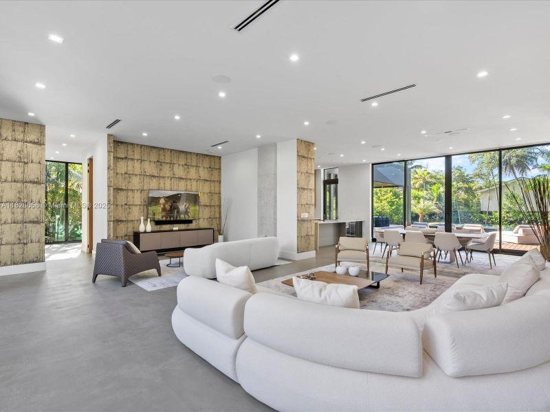 Furnished interior view inside a new home in , Miami (Image 66).