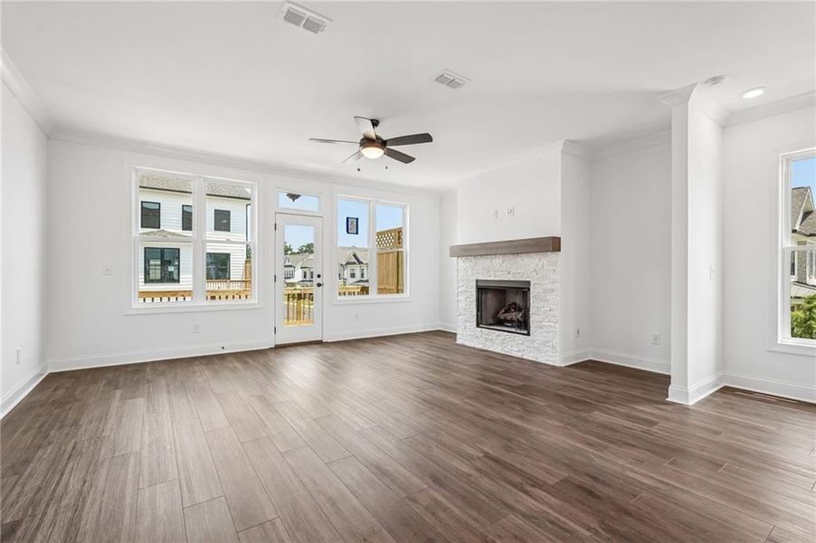 Spacious, unfurnished interior of a new home in Millcroft Townhomes, Buford (Image 30). Spacious, unfurnished interior of a new home in Millcroft Townhomes, Buford (Image 30).