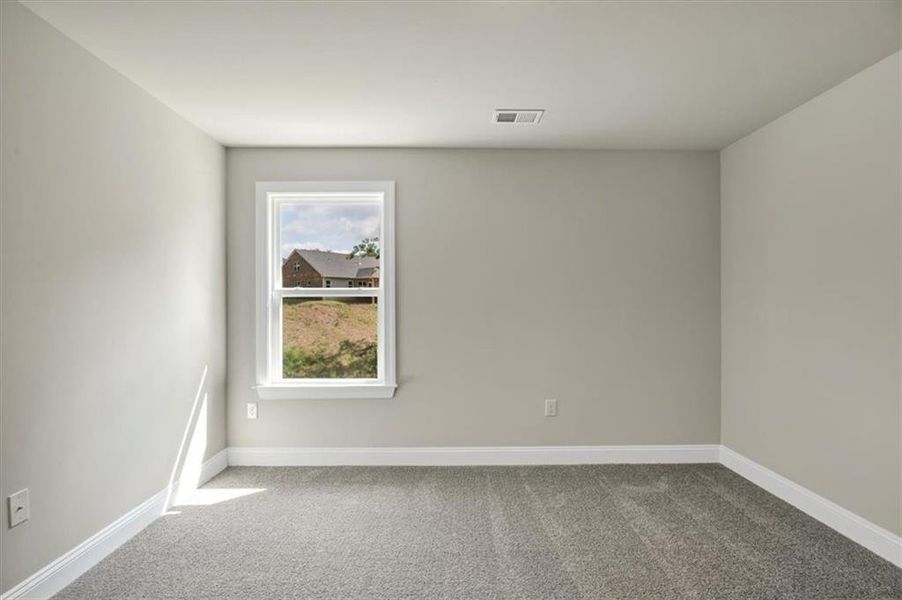 Spacious, unfurnished interior of a new home in Tuscany Hills, Douglasville (Image 32).